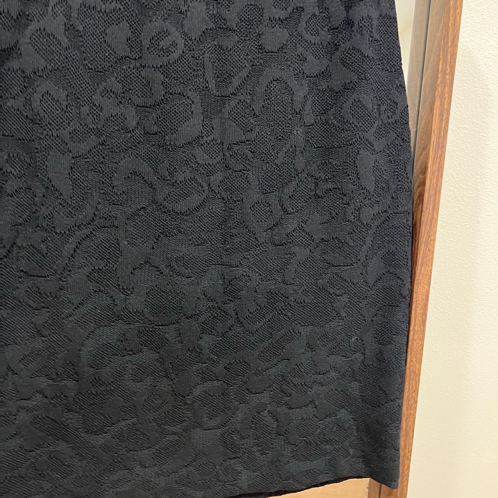 Black St.John Knit Skirt Size Small